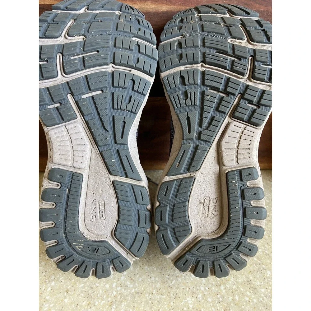 Brooks Shoes Womens 7 Med B Grey Adrenaline GTS 21 Running Sneakers Need Insoles